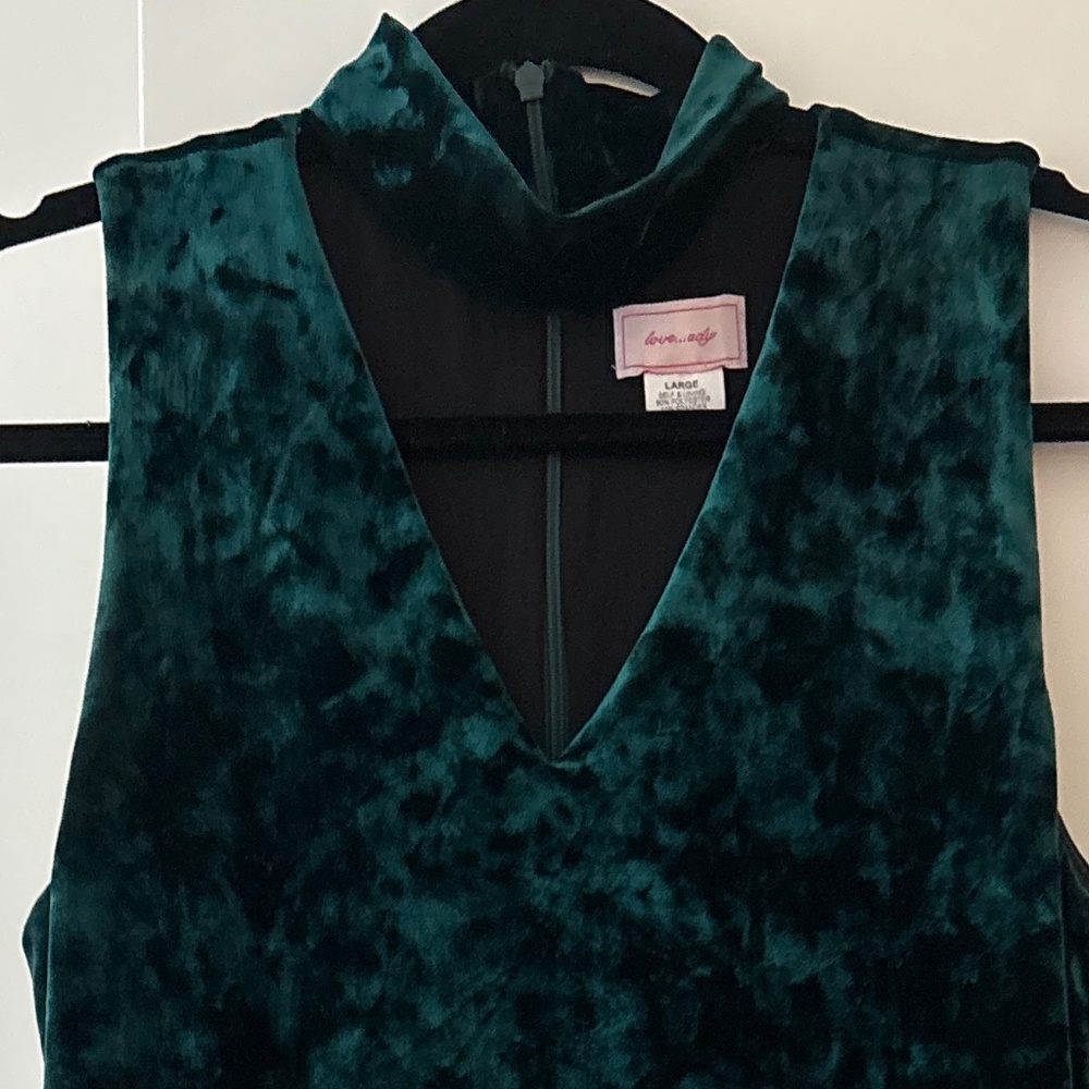 Crushed green velvet party dress